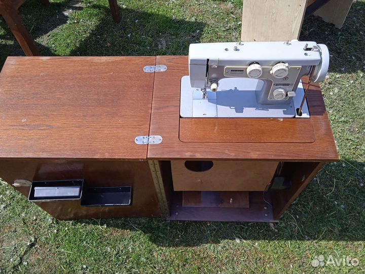 Швейная машина подольск 142
