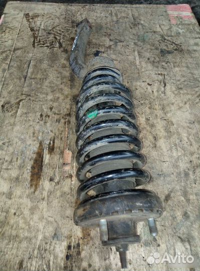 Амортизатор передний левый Ssangyong Kyron