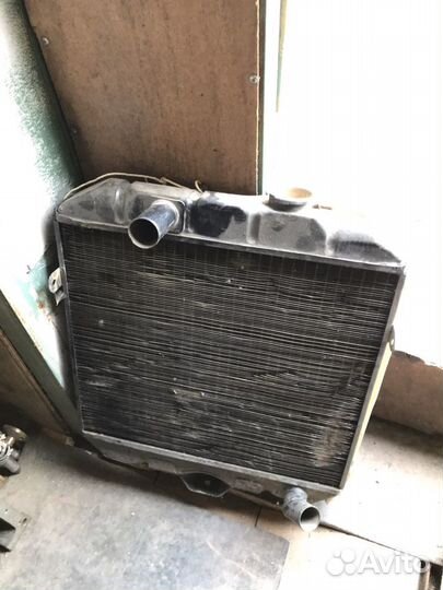 Радиатор. Советские авто Nysa, возможно на другой