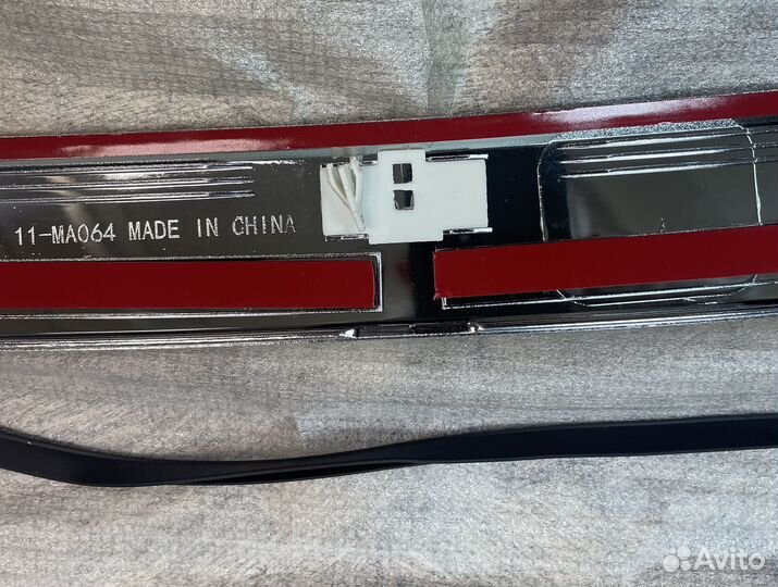 Молдинг Toyota Hilux 2015