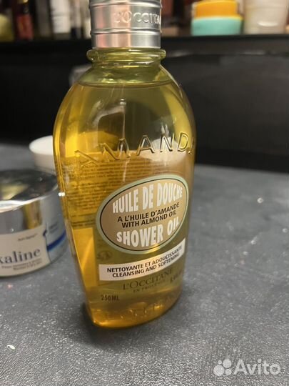 Масло для душа миндальное loccitane