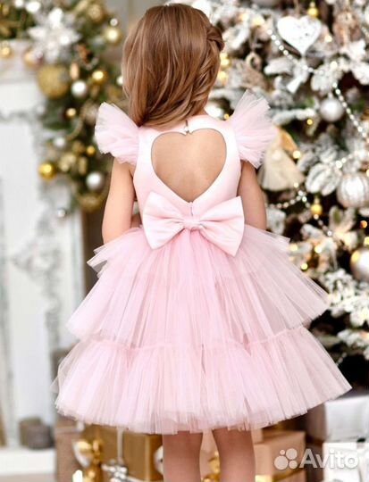 Праздничное платье и туфли