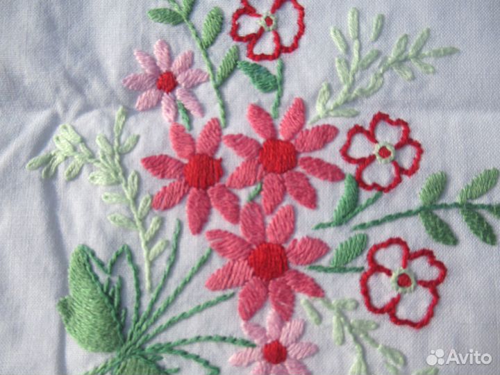 Скатерть №8 с вышивкой 73х73 винтаж