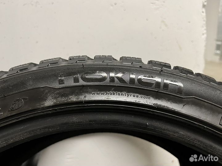 Nokian Tyres Hakkapeliitta 8 245/40 R20 99T