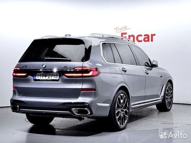 BMW X7 3.0 AT, 2024, 17 500 км