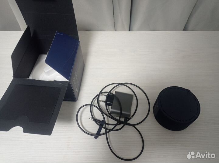 Умная колонка Яндекс Станция Мини 2 С часами