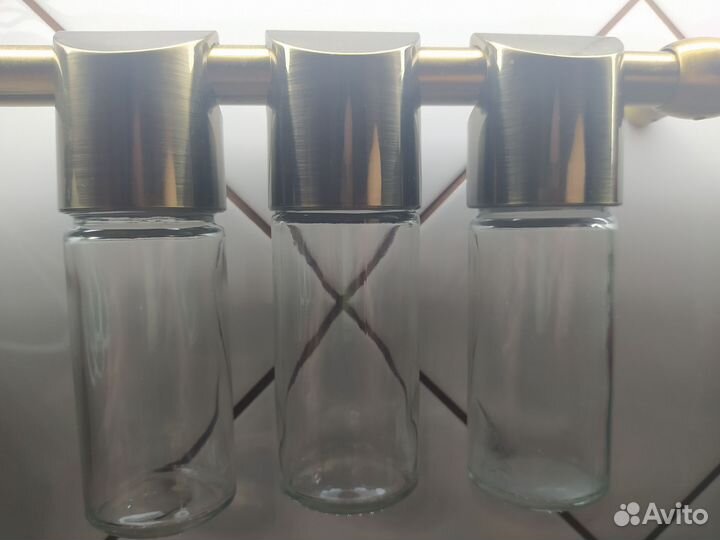 Емкость для сыпучих на рейлинг