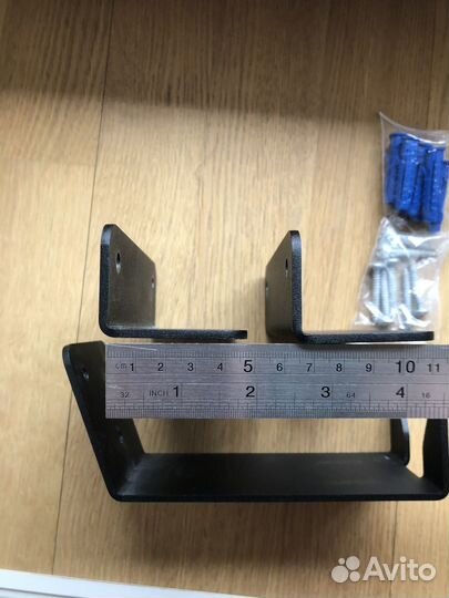 Настенный держатель для велосипеда за педаль