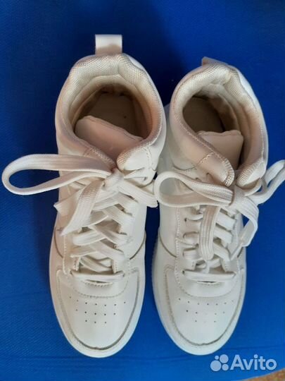 Кроссовки женские высокие 36 размер