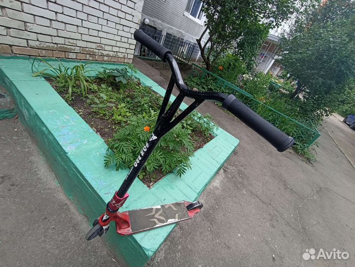Трюковой самокат