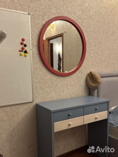 Туалетный столик с зеркалом из массива сосны