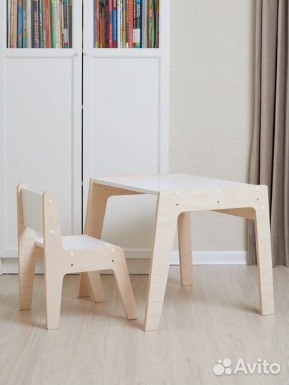 Растущий стол + растущий стул для детей новый