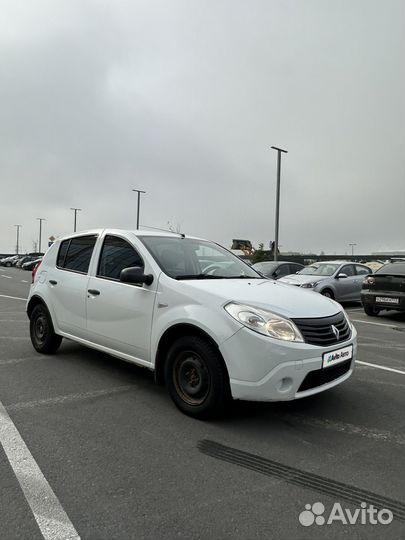 Renault Sandero 1.4 МТ, 2010, 176 000 км