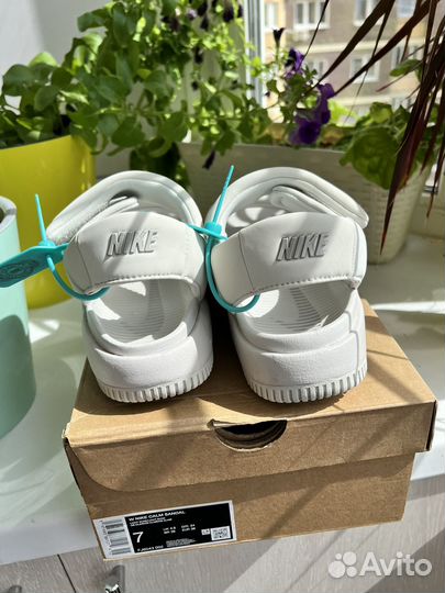 Сандалии Nike Calm Sandal Light Bone