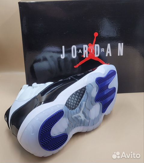 Кроссовки nike air jordan 11 retro