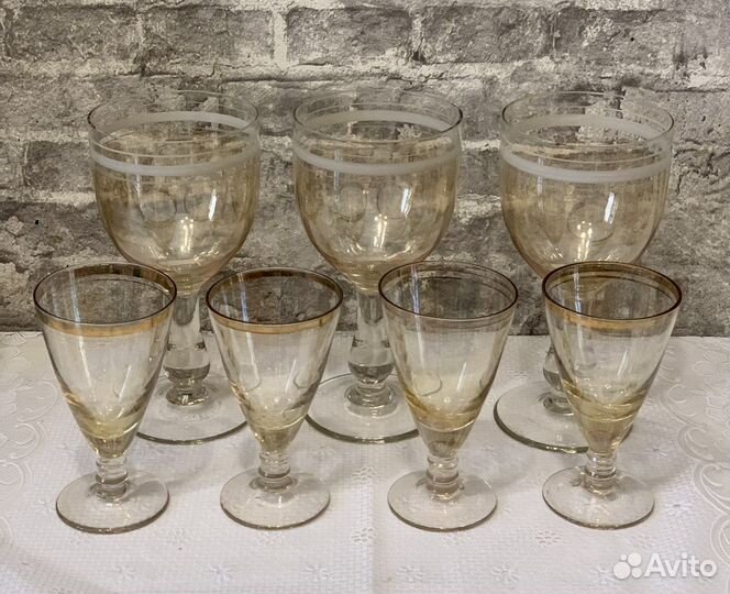 Стопки, рюмки, стаканы, фужеры