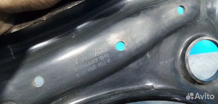 Рычаг передний правый Skoda Rapid