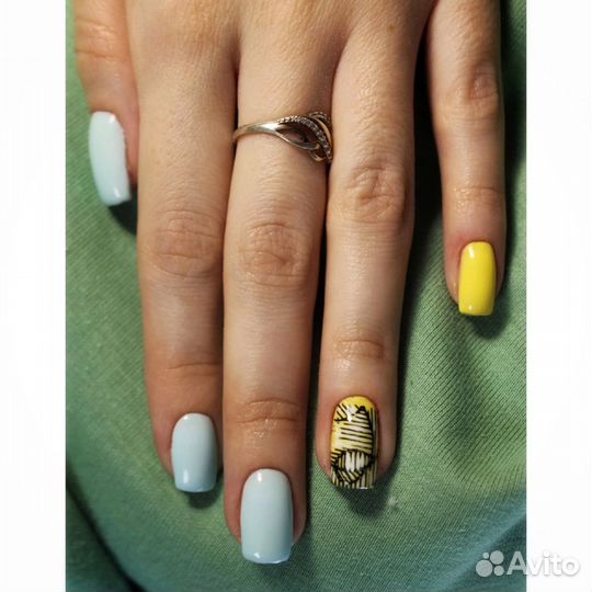 Маникюр/ педикюр Весенний