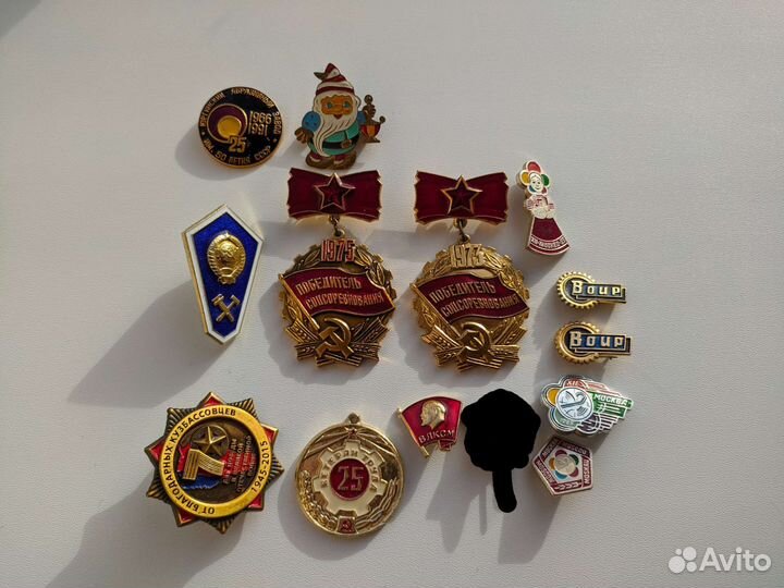 Значки СССР и современные