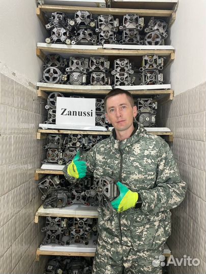 Двигатель для стиральной машины zanussi одzns001