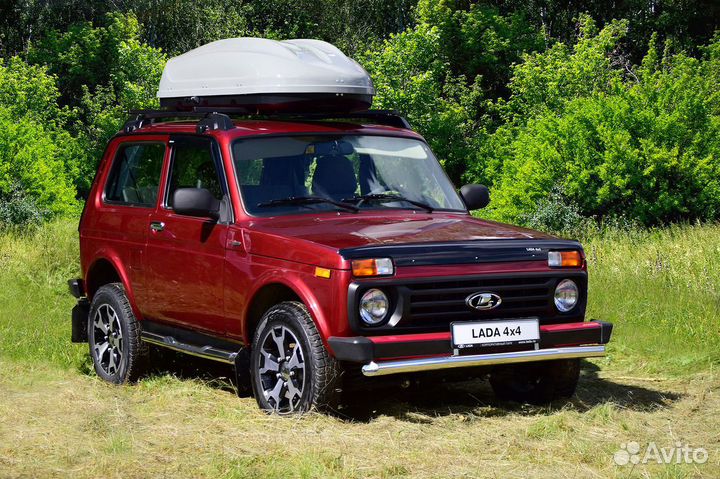 Автобокс багажник на крышу LADA 4x4 (3 дверная)