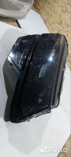 Фара галогеновая передняя правая Skoda Karoq