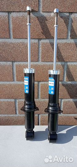 Амортизаторы задние на Toyota Prius 20