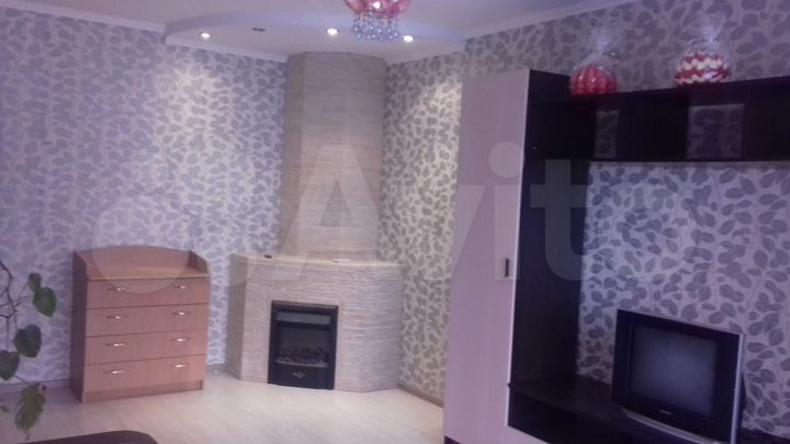 2-к. квартира, 64 м², 1/8 эт.
