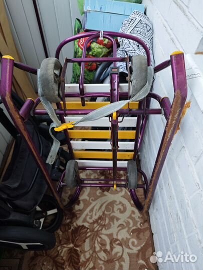 Санки с колёсиками