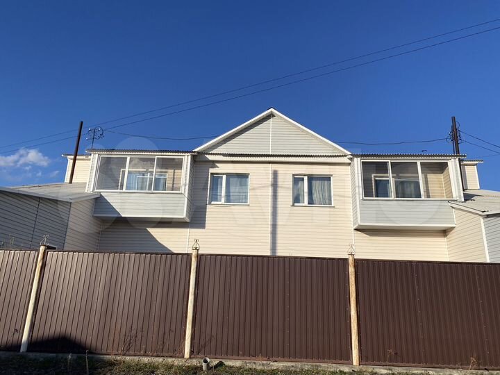 Дом 178,9 м² на участке 6 га