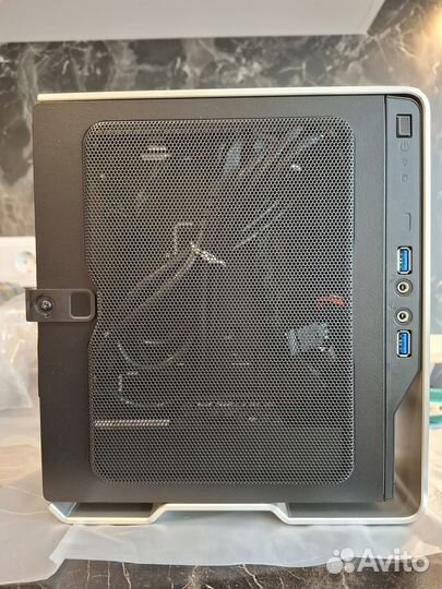Mini ITX корпус Inwin Chopin