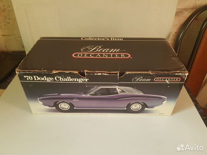 Ёмкость из-под виски в виде авто Dodge Challenger