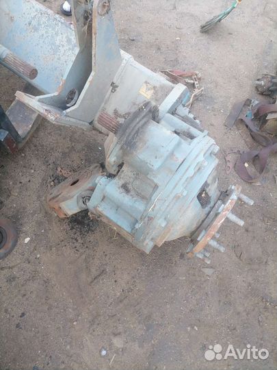 Редуктор бортовой кзс 1218