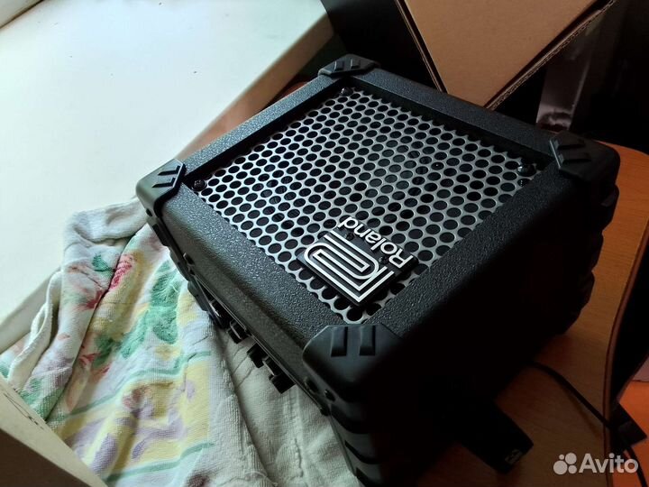 Гитарный комбоусилитель Roland micro cube