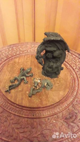 Фигурки из лавы вулкана Этна,дракон,магнит,лев
