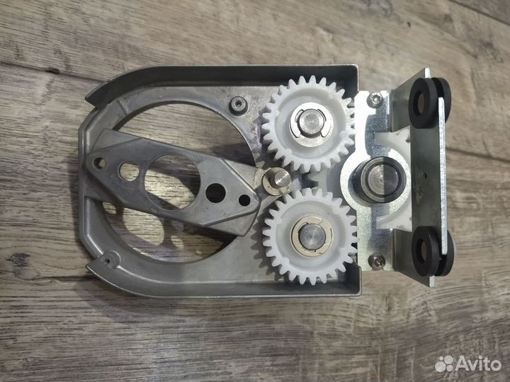 Редуктор Kenwood 400х и 500х моделей+шестерня