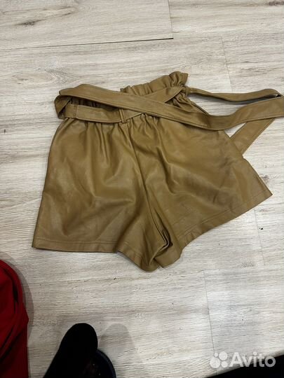 Шорты кожаные