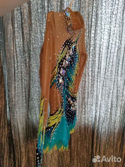 Роскошный костюм Сваровски оригинал 4000 шт