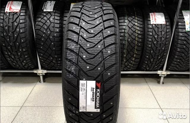Yokohama Ice Guard IG65 235/45 R17
