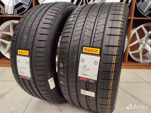Pirelli P Zero PZ4 275/45 R21 и 315/40 R21 111Y