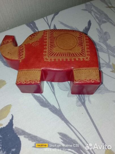Копилка слон из натуральной кожи