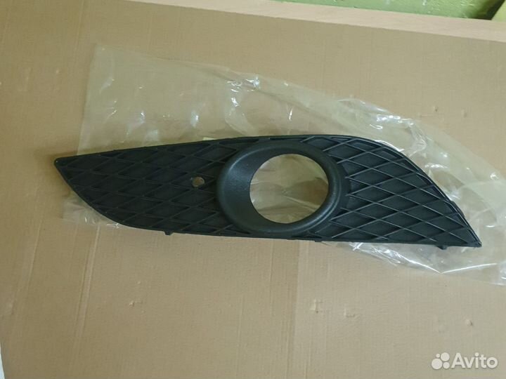 Заглушка в бампер птф opel astra h