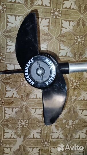 Watersnake tracer 30 Ibs thrust 12 volt