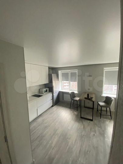 1-к. квартира, 42 м², 5/10 эт.