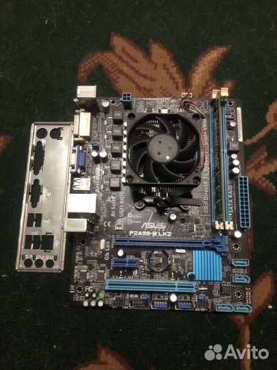 Материнская плата