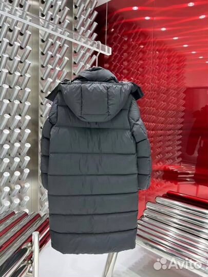 Мужской пуховик moncler