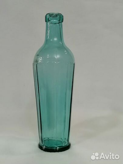 Бутылка старинная. Гранённая. Стекло. 19 век