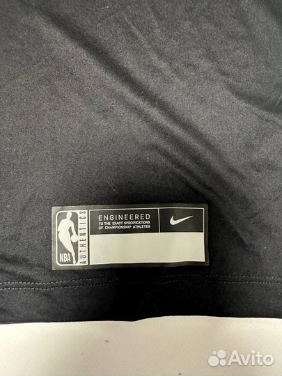 Футболка Nike L NBA DRI-FIT США
