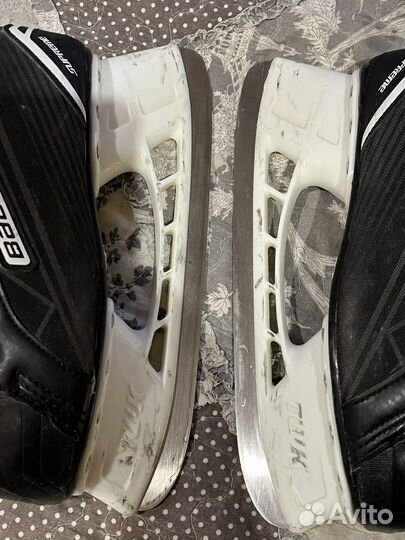 Коньки хоккейные Bauer (размер 5R - 38,5)