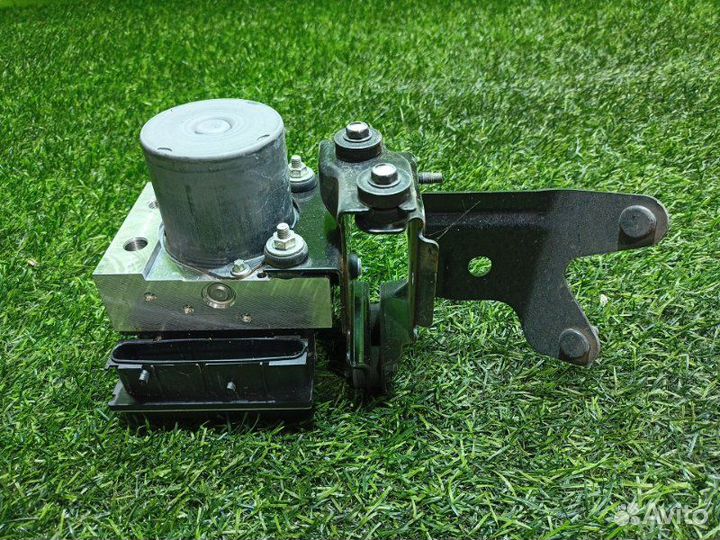 Блок abs Infiniti Fx35 S51 VQ35HR 2011Г 096